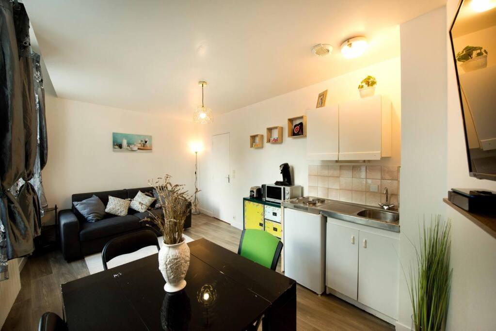 Apartmán Le Castille Centre Gare Wifi Et Parking Gratuit Amiens Exteriér fotografie