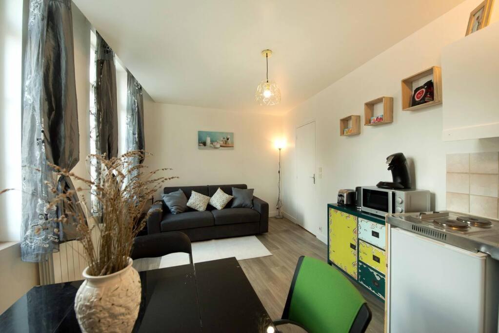 Apartmán Le Castille Centre Gare Wifi Et Parking Gratuit Amiens Exteriér fotografie
